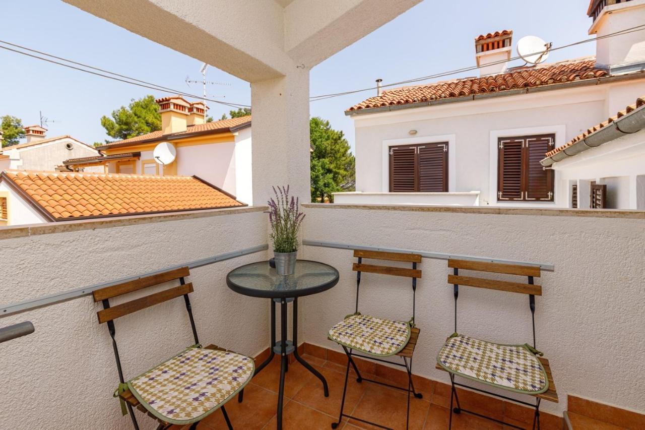 Apartments Pernar بوريتش المظهر الخارجي الصورة