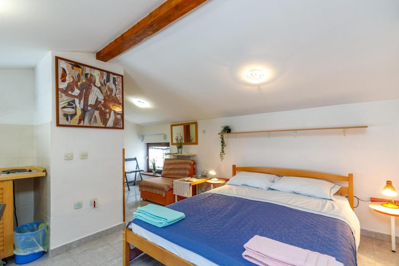Apartments Pernar بوريتش المظهر الخارجي الصورة